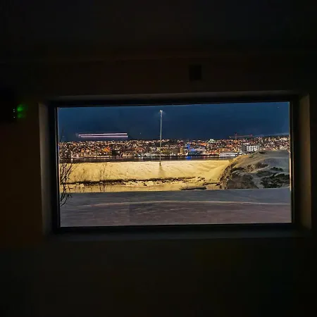 아파트 Cozy Apartment, With A View Of *